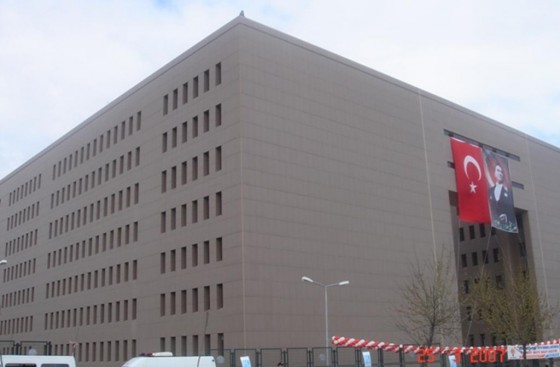 bakirkoy-adliye-sarayi-03-560×367