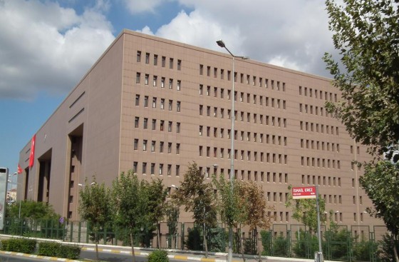 bakirkoy-adliye-sarayi-11-560×367